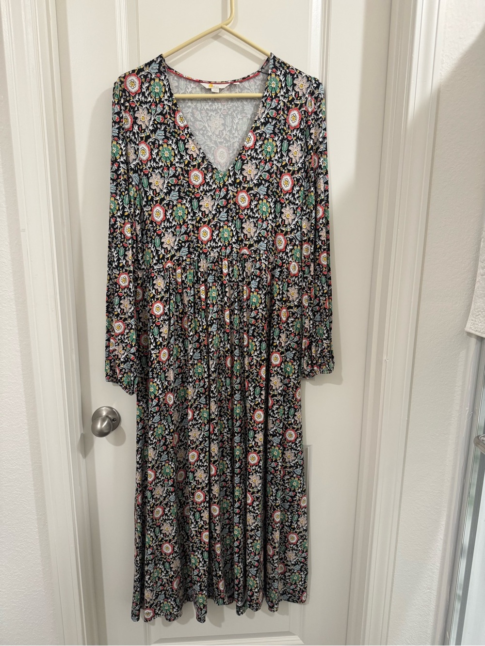 Boden Black Floral V-Neck Long Sleeve Maxi Dress with Green & Pink Accents